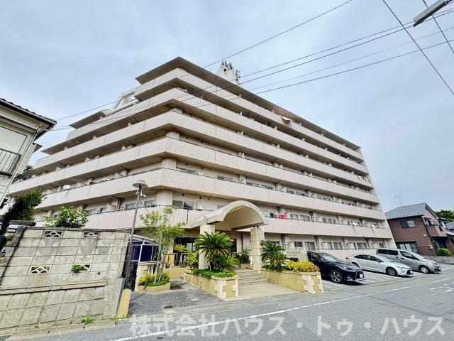 グランピニエール松戸の外観