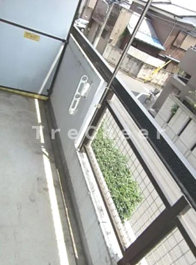 ロイヤルプラザのバルコニー