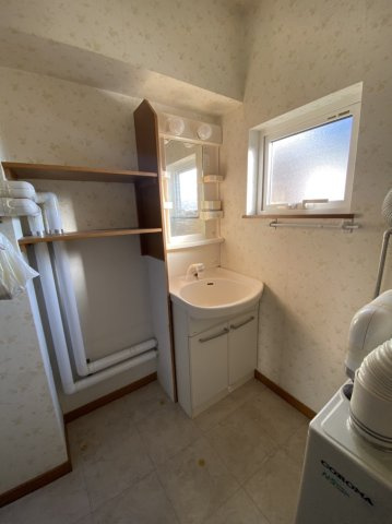 愛国西3丁目17借家の洗面所