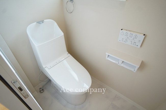 【トイレ】 | 八尾市萱振町3丁目 | シャワートイレ新調です☆