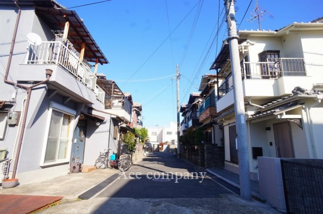 【前面道路含む現地写真】 | 八尾市萱振町3丁目 | 【前面道路：幅員4.7ｍ】