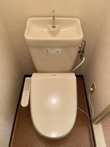 ＬＡハイムのトイレ|※同じタイプの間取です。実際の色や建具は異なります。