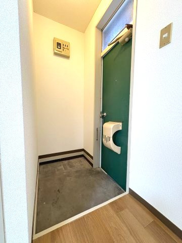 ＬＡハイムの玄関