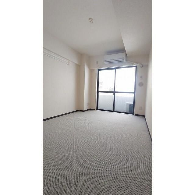 サンセール神楽坂の居間・リビング