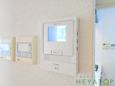 【セキュリティ】 | ホーエイ中根 | モニター付きドアホンで安心確認（同仕様写真）