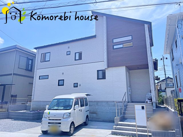 上尾市小泉　3期　新築一戸建て　ブルーミングガーデン　01