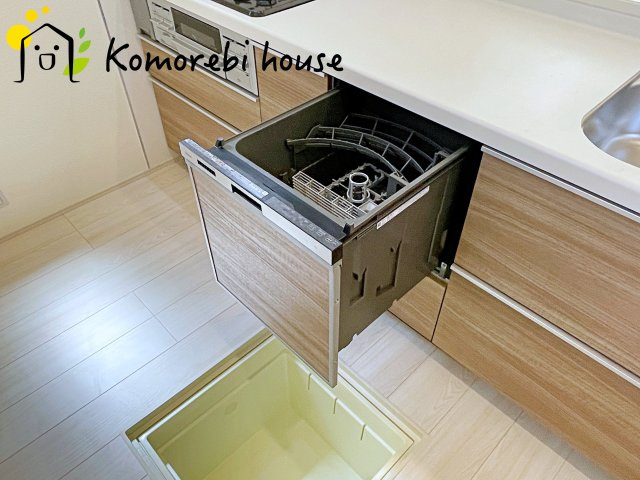 上尾市小泉　3期　新築一戸建て　ブルーミングガーデン　01のキッチン|使いやすいキッチンです