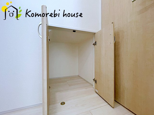 上尾市小泉　3期　新築一戸建て　ブルーミングガーデン　01の収納|ちょっとした収納スペースも充実しています