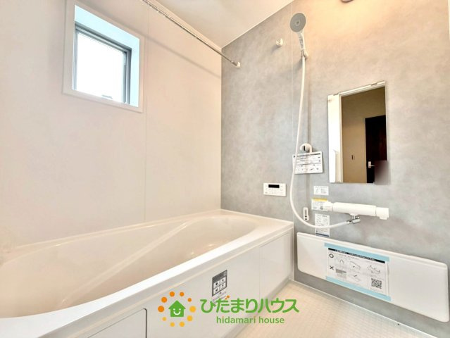 加須花崎　新築一戸建て　03　リーブルガーデンの浴室
