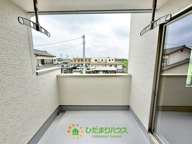 加須花崎　新築一戸建て　03　リーブルガーデンのバルコニー