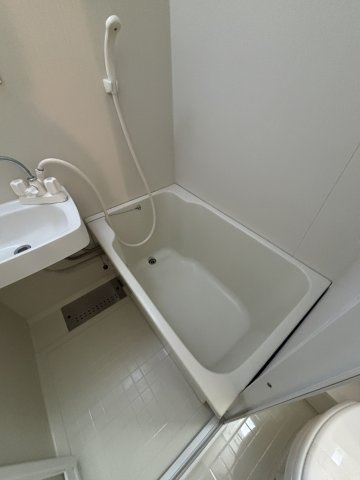 サンビラ大手前の浴室