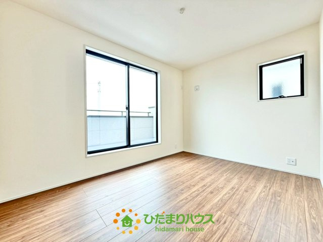 加須花崎　新築一戸建て　02　リーブルガーデンの洋室