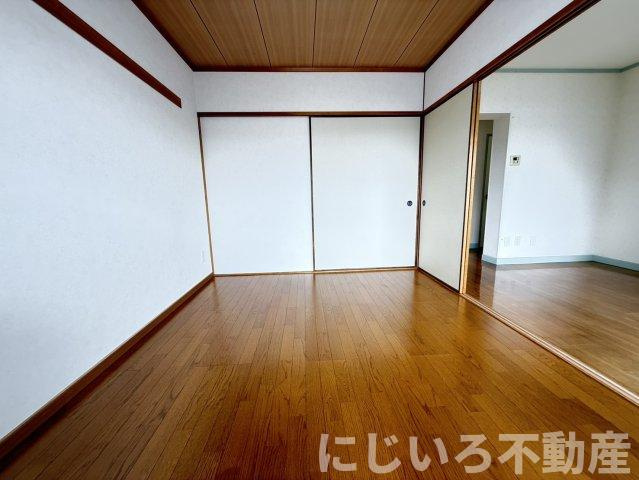 見能林ハイツの居間・リビング