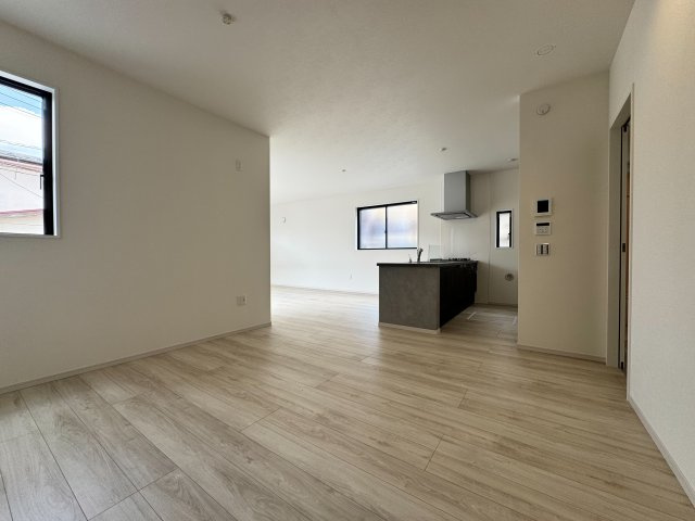 狭山市北入曽新築戸建の居間・リビング