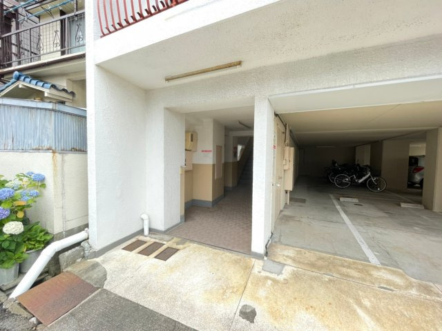シャトレイユのエントランス