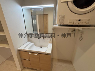 【独立洗面台】 | 神戸市須磨区関守町3丁目　新築戸建　仲介手数料無料！ | 独立洗面台です