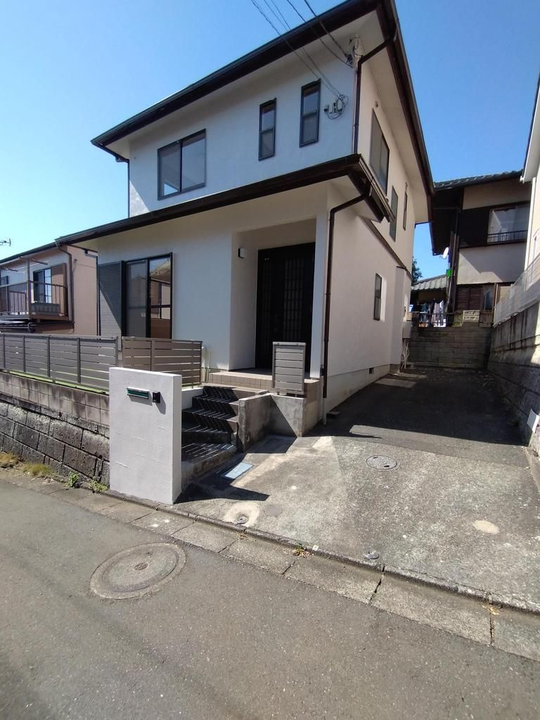 多摩市連光寺３丁目の中古一戸建の外観