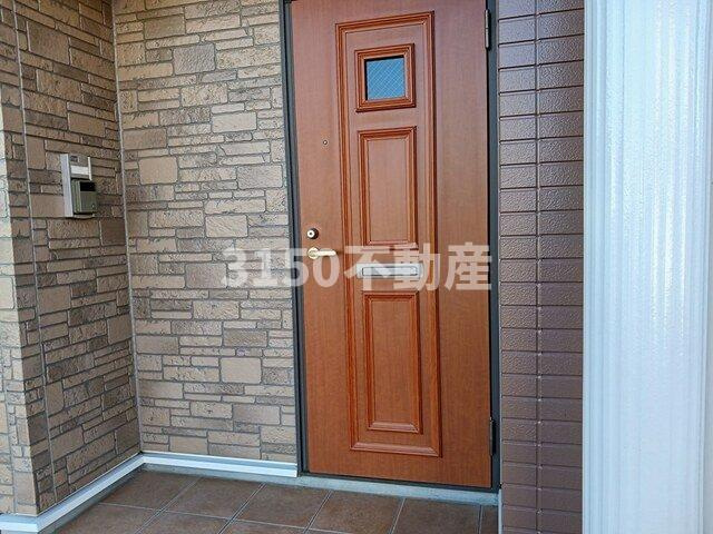 リーフィ弐番館Ｂの玄関