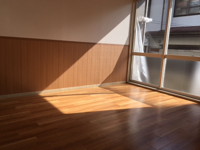 ビーフリーＡ棟の居間・リビング