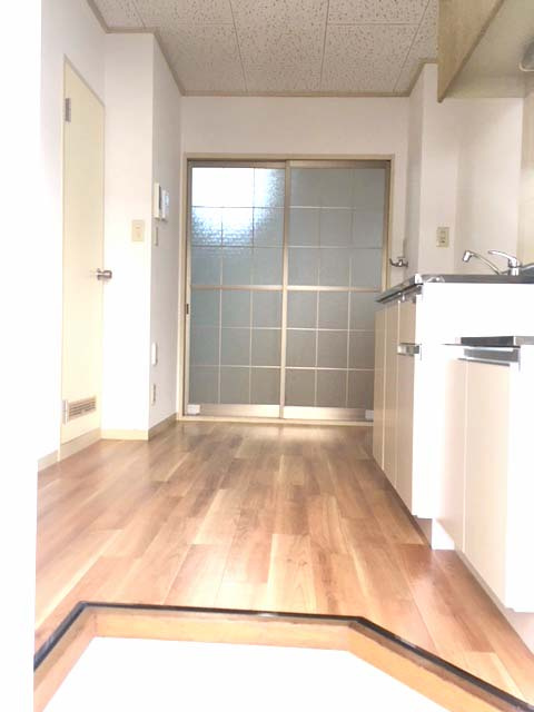 ビーフリーＡ棟の洋室