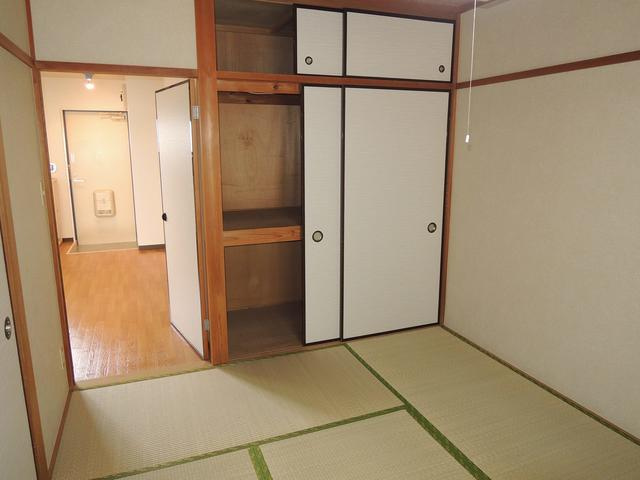 和室６畳収納