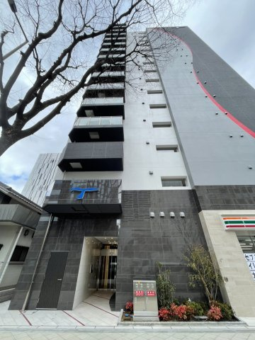 セレニテ東梅田アリエの外観