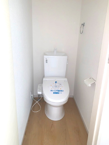 【トイレ】 | 堺市東区菩提町五丁1期　2号地 | 夜中の移動の負担が解消される2階トイレ付き。