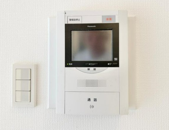 【中古マンション】サンクレイドル若葉サヴァビアンのセキュリティ|TVモニター付きインターフォン付き