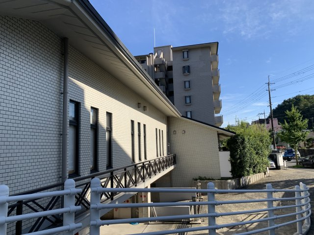 パークハイム宝ヶ池銀杏館の外観