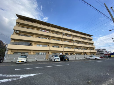 【外観】 | メゾン南加賀屋モータープール | マンションの西側にあります