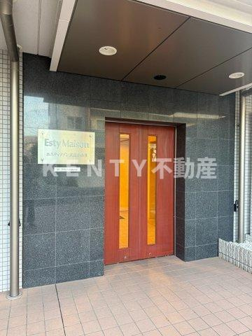 【エントランス】 | エスティメゾンムサシコヤマツー | 落ち着いたエントランスです