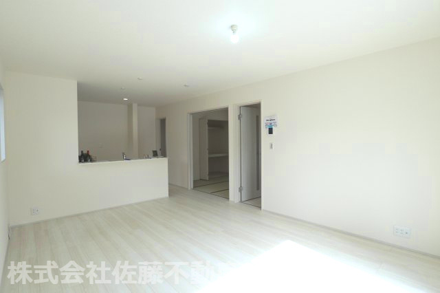 『鴻巣駅』東口12分の新築戸建ての居間・リビング