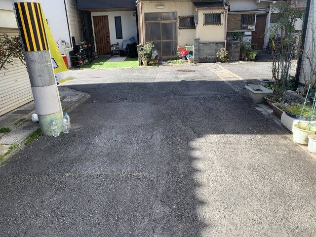 京都市左京区高野泉町　中古一戸建の前面道路含む現地写真