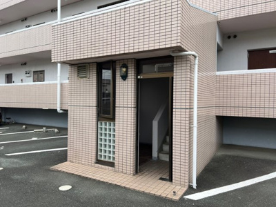 【エントランス】 | ユトリロ曙 | （※写真はイメージです、現況優先となります）