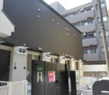 Olive Terrace西亀有のエントランス