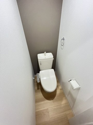 【トイレ】 | アルヴィータB棟 | 温水洗浄暖房便座