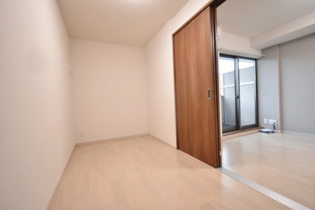 ウェルスクエア西宮北口の洋室