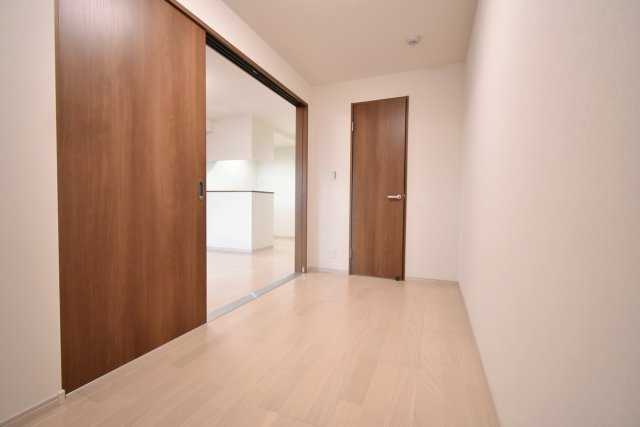 ウェルスクエア西宮北口の洋室