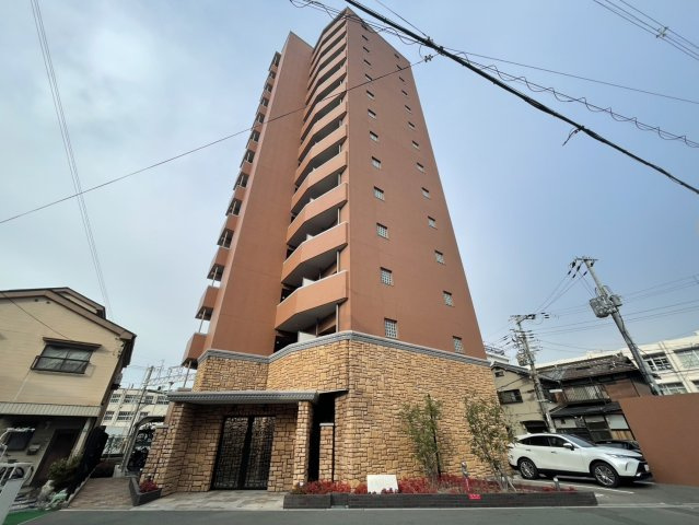 プレジオ十三の外観