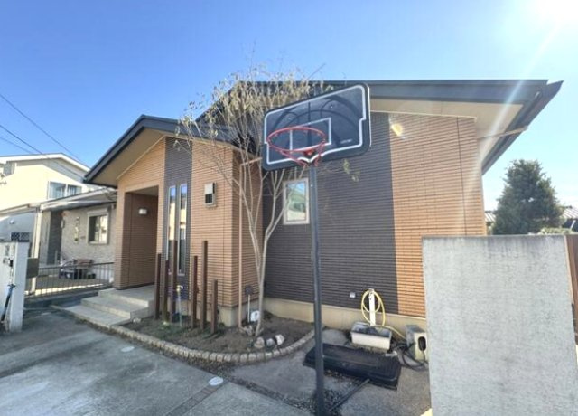 八街市富山　中古戸建の外観|一条工務店施行 平成30年10月築 3LDK平屋 敷地約83坪 家庭菜園が可 駐車3~4台可能
