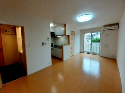 【内装】 | ポライトツリー