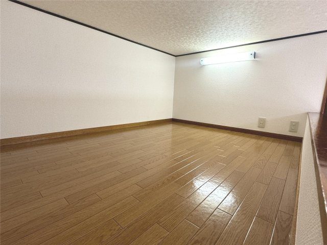 フレッシュハイムアイの居間・リビング