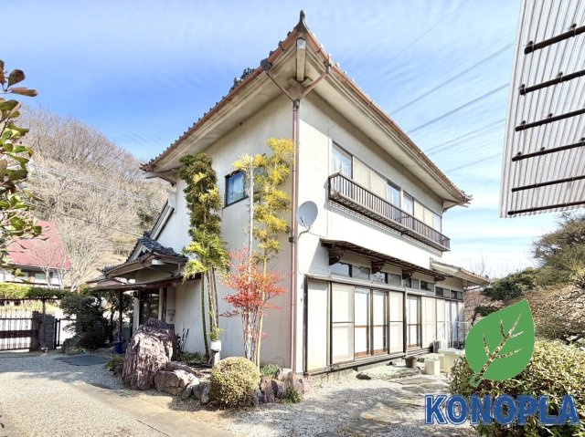 【中古戸建】高崎市乗附町　の外観|■外観｜土日のご見学はもちろん、平日・夜間のご案内も大歓迎です♪「今から見たい」や「仕事終わりに見たい」にもご対応できますのでお気軽にお問い合わせください♪