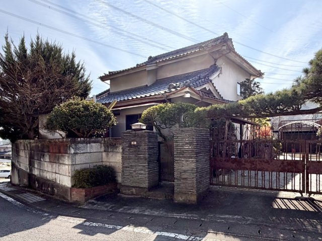 【中古戸建】高崎市乗附町　の外観|■外観｜ここから始まる「日常」はご家族にとってかけがえのない時間となります。少しでも豊かに、快適に。