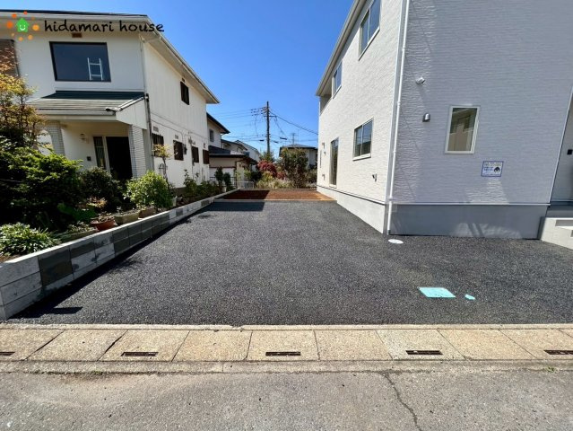 北本市下石戸第3　新築戸建　クレイドル01の駐車場