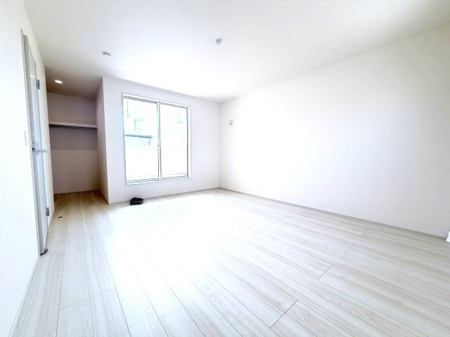 リーブルガーデンS前橋市樋越町第４　2号棟の洋室|２階洋室1です