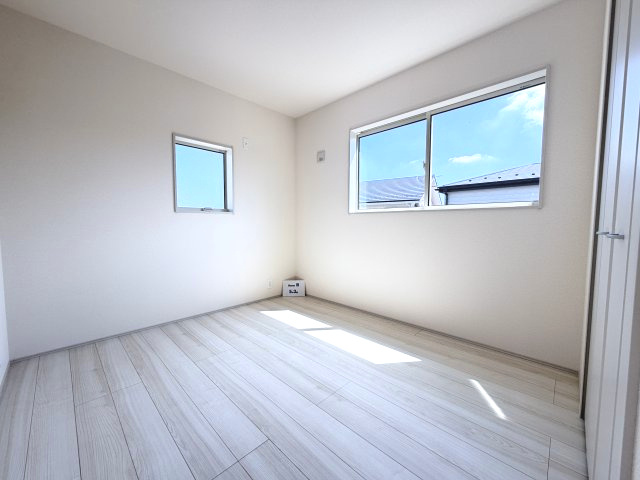リーブルガーデンS前橋市樋越町第４　2号棟の洋室|２階洋室3です