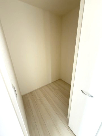 リーブルガーデンS前橋市樋越町第４　4号棟の収納|2階ストレージルームです