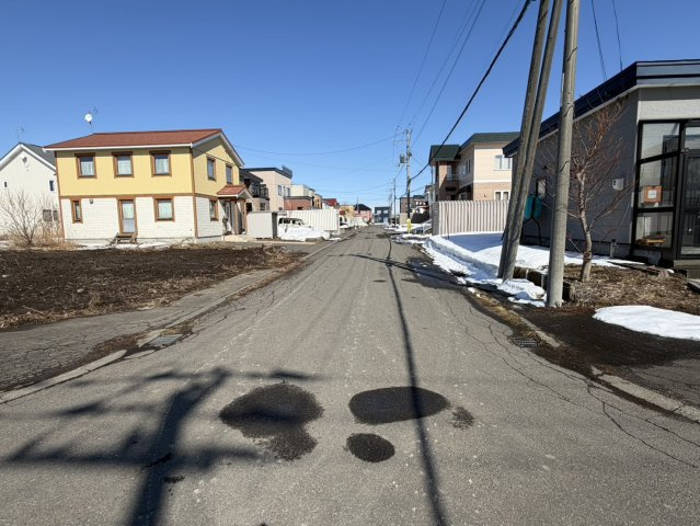ゆめみ野東町の前面道路含む現地写真
