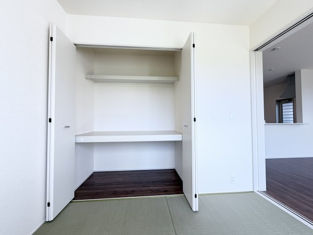 リーブルガーデンS前橋市樋越町第４　6号棟の収納|1階和室にも収納スペースがあります♪